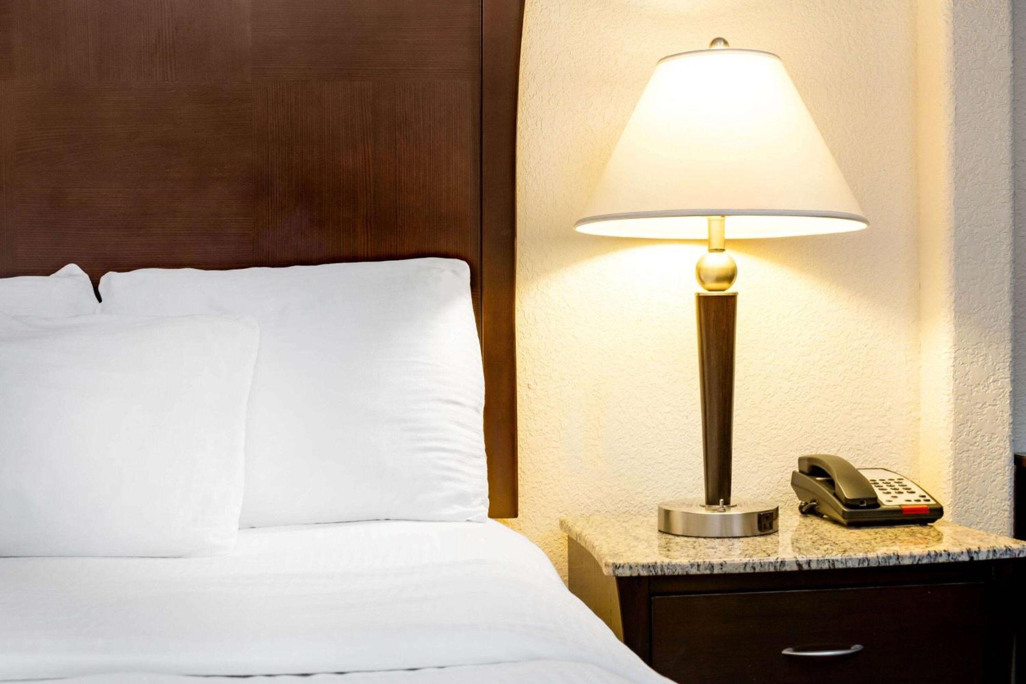 La Quinta By Wyndham Fowler Ξενοδοχείο Εξωτερικό φωτογραφία